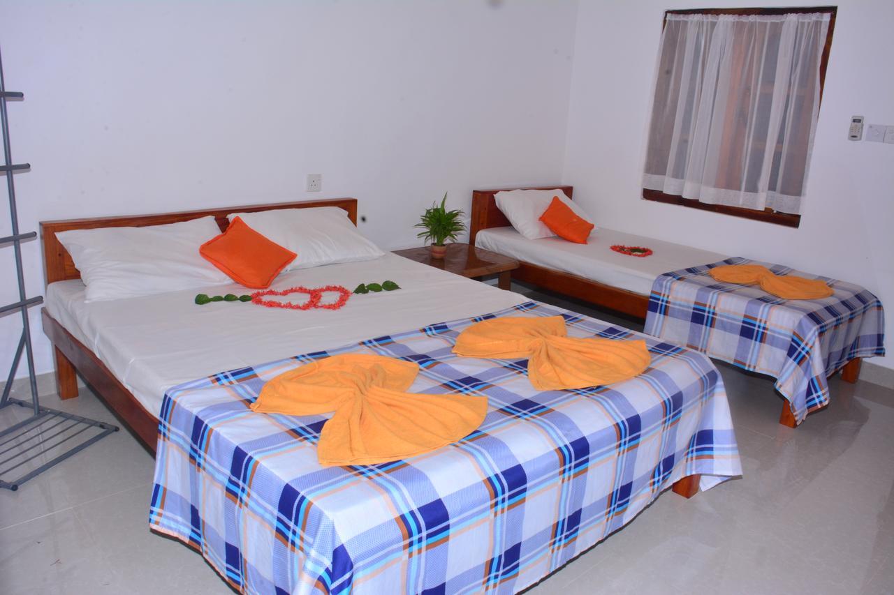 Pleasant Park Holiday Inn Trincomalee Extérieur photo